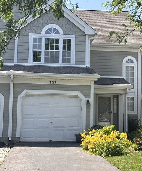 707 Kingsbridge Dr — Photo 1