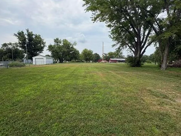 705 Lincoln Ave, Pacific Junction, IA 51561