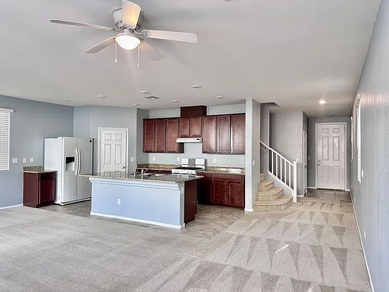 5758 Mia Skye St — Photo 2