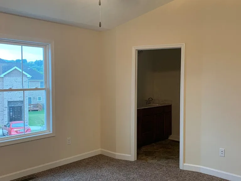 165 Cedar Point Ln — Photo 11