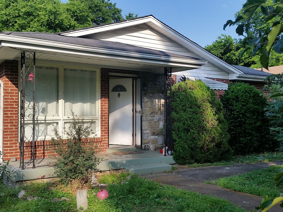 1st image of 2224 Lindell Ave