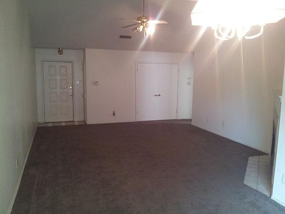 3rd image of 738 Lemons St
