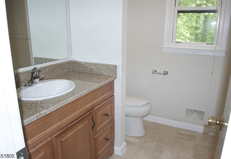114 Mountain Ave — Photo 11