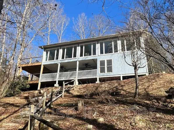 87 Medley Dr, Waynesville, NC 28785