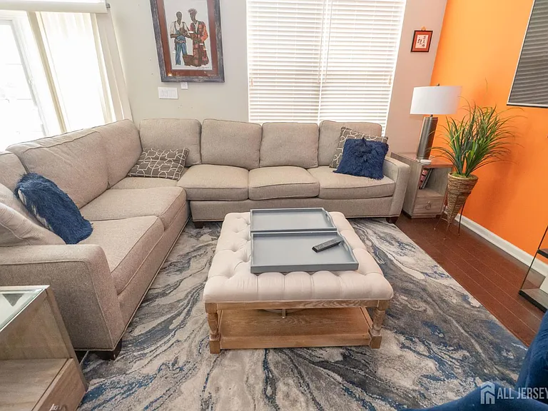 3 Bauer Ln — Photo 9