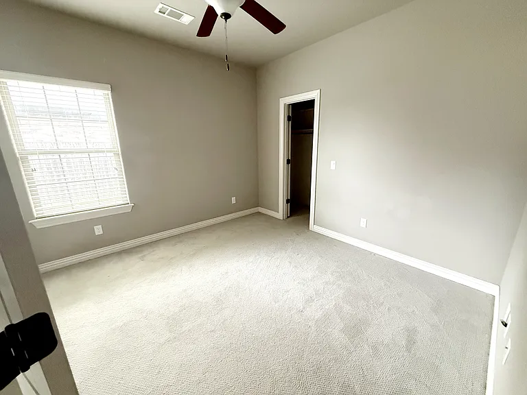 3200 SW Satinwood Ave — Photo 6