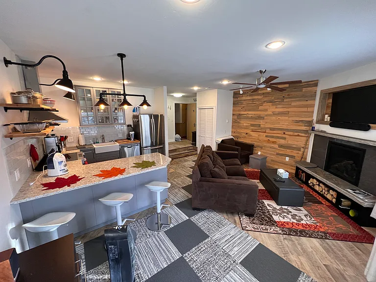 108 Summit Dr — Photo 5