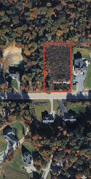 1st image of 75 Foxboro Rd