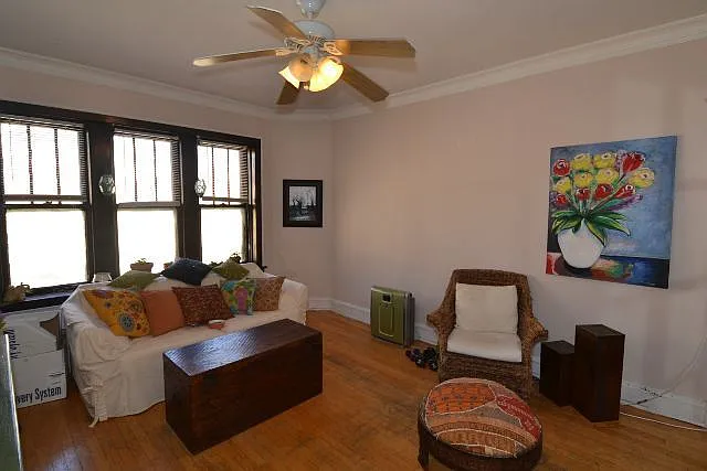 3815 N Greenview Ave #E4 — Photo 9