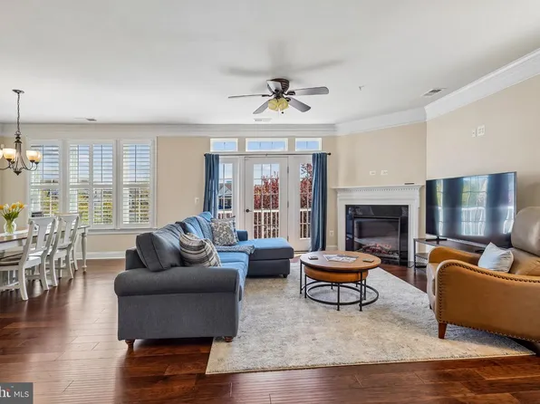 42572 Wildly Ter, Ashburn, VA 20148