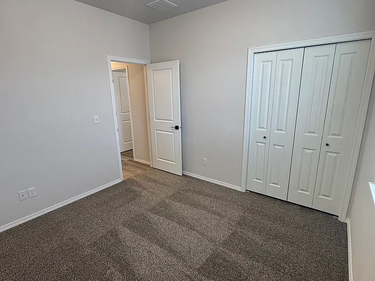 8318 E Rich Ave — Photo 8