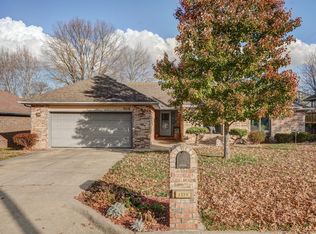 3516 S Valley View Ave, Springfield, MO 65804