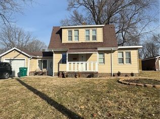 1010 E Riverside Ave, Decatur, IL 62521