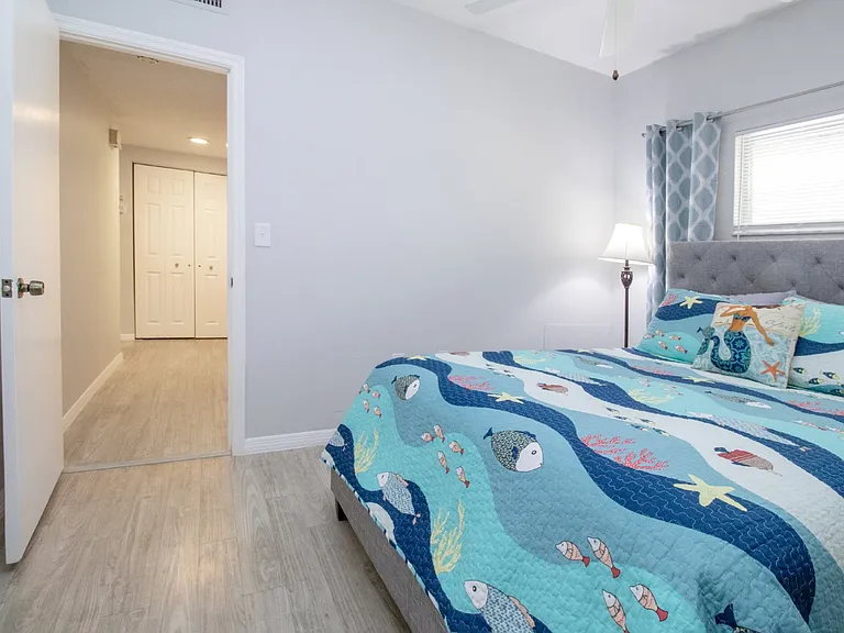 5920 Driftwood Ave — Photo 18