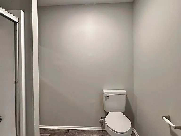 204 Courtyard Cir — Photo 50