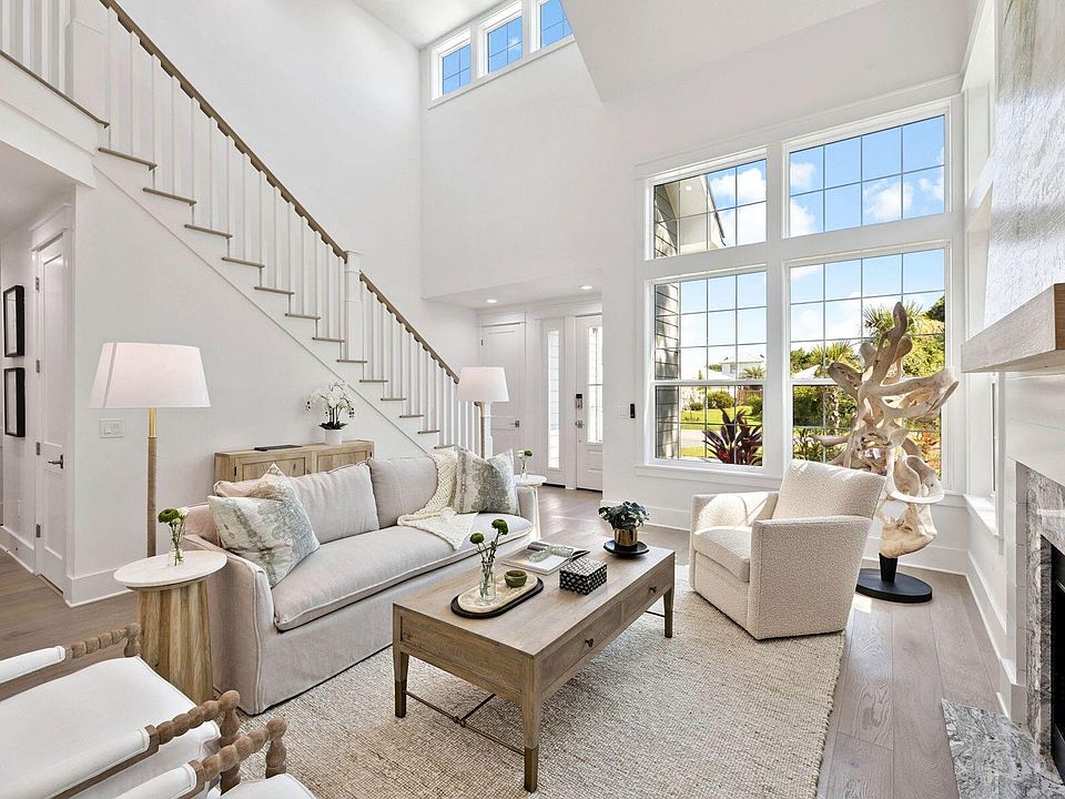 1st image of 1999 W Hewett Rd