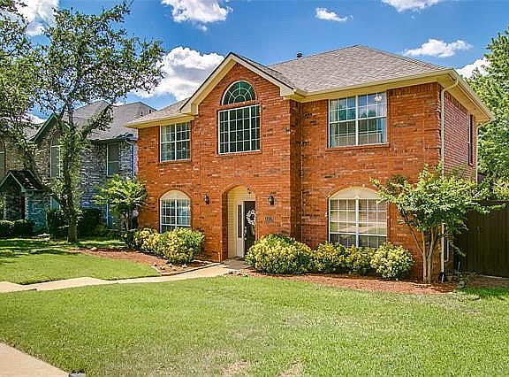 2nd image of 4412 Emerald Dr