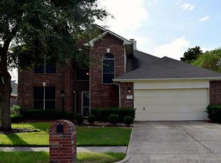 221 Spencer Lndg W, La Porte, TX 77571