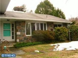 360 Paxon Hollow Rd, Media, PA 19063