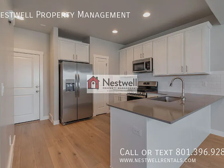 6565 W Bannon St — Photo 2