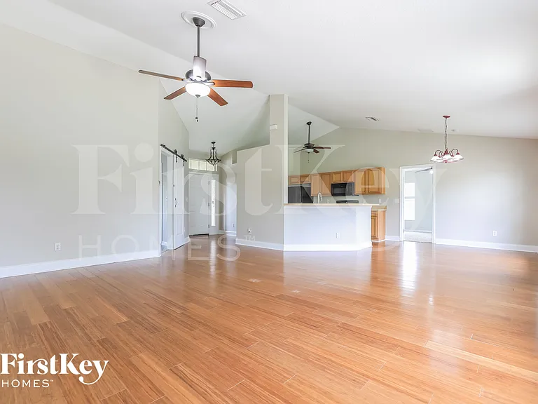 2943 Belleville Ter — Photo 4