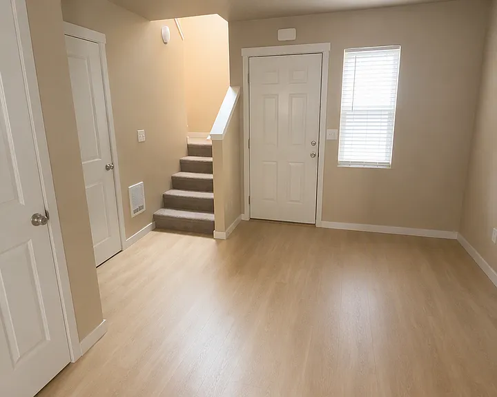 2180 Washington St — Photo 3