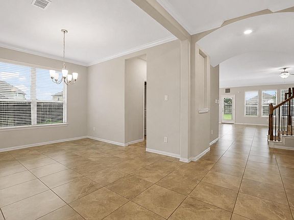 4th image of 8903 Lost Castle Way