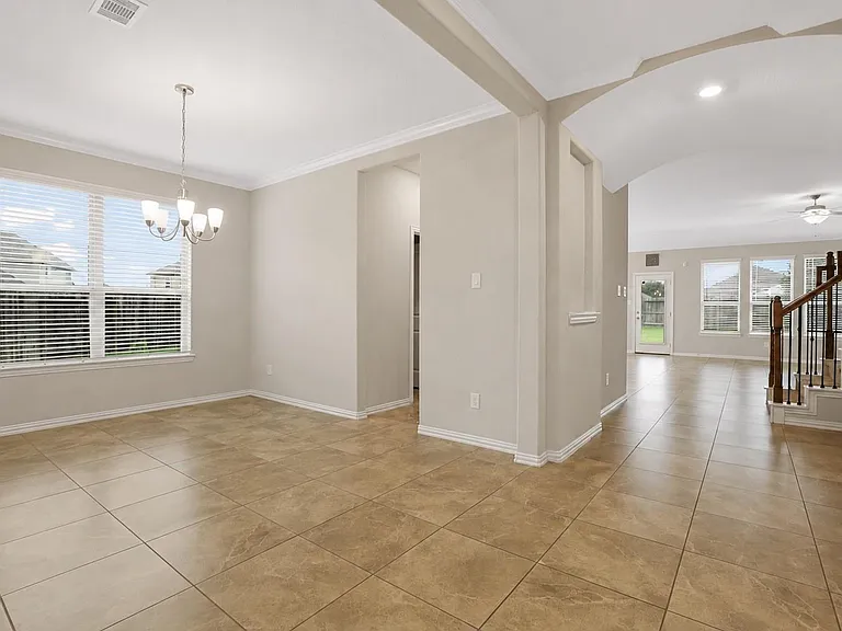8903 Lost Castle Way — Photo 6
