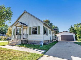 630 1st St, Pulaski, WI 54162