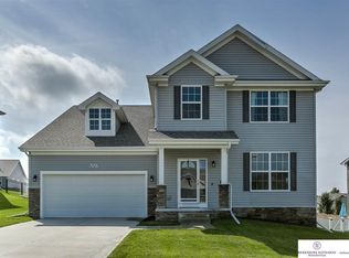 12127 Elmwood Dr, Bennington, NE 68007