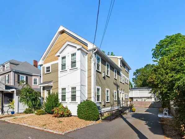 23 Locust St #2, Danvers, MA 01923
