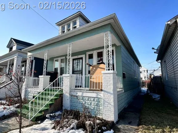 2393 Botsford St, Hamtramck, MI 48212