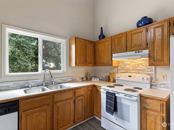 4th image of 7240 E Manchester Court