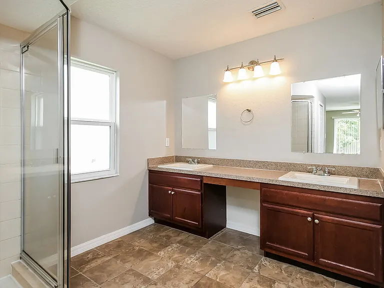 5140 Heatherstone Ct — Photo 12