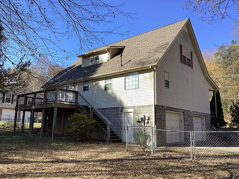 6422 Levi Rd — Photo 12