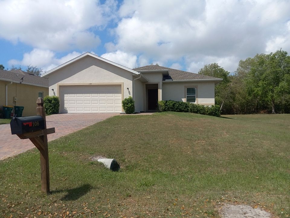 1st image of 108 Boxwood Ln