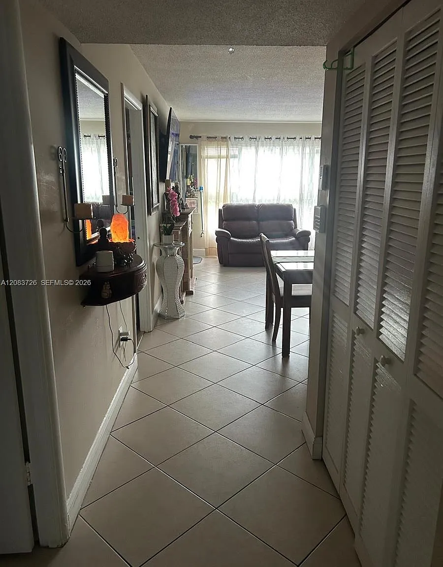 Villas Of Miami Lakes Con — Photo 3