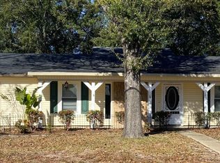 9216 Barnacle Blvd, Ocean Springs, MS 39564