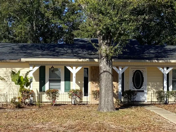 9216 Barnacle Blvd, Ocean Springs, MS 39564