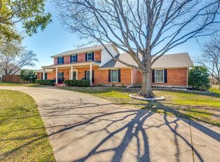 1417 Country Club Rd, Ennis, TX 75119