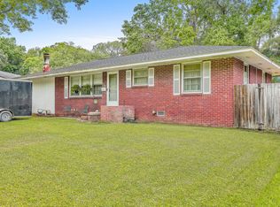 1124 Dickson Ave, Hanahan, SC 29410