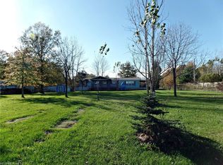 5593 New Milford Rd, Ravenna, OH 44266