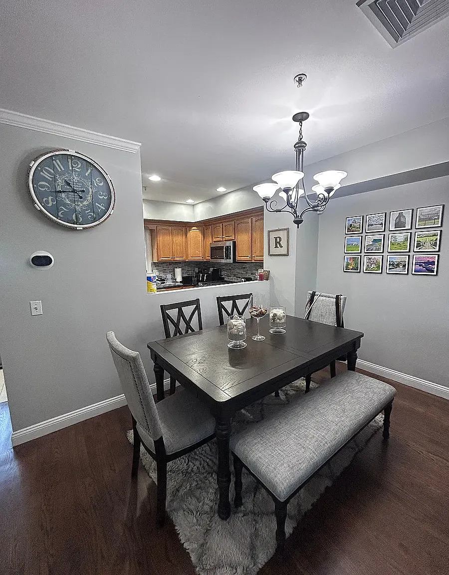 2 bed, 2.5 bath, 1401 sqft, $3,200 — Photo 4