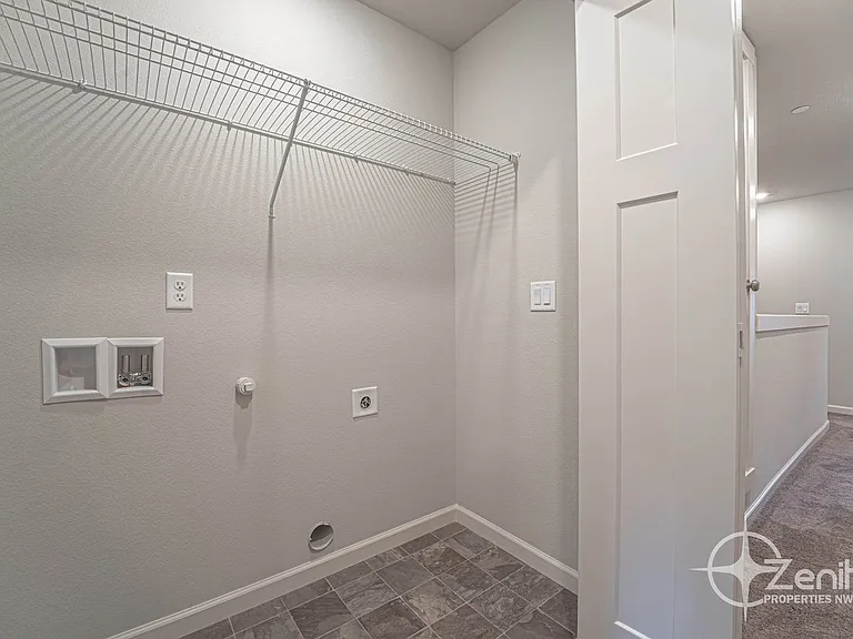 4261 S Cloverhill Way — Photo 19