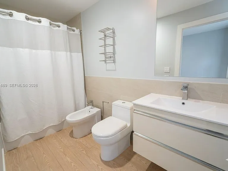 619 Meridian Ave #4 — Photo 14