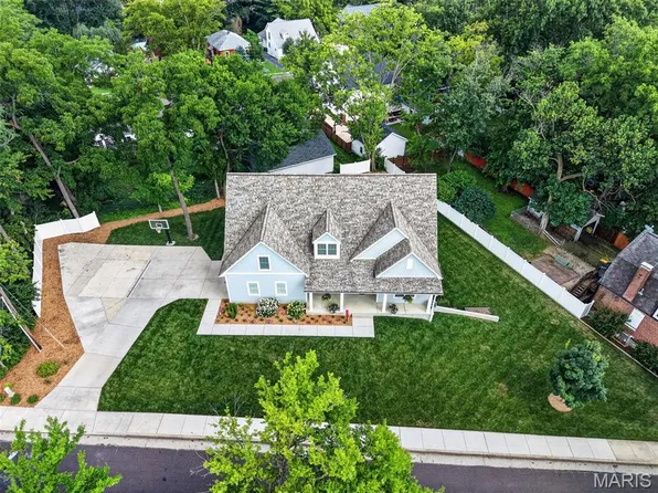 140 S Old Orchard Ave, Saint Louis, MO 63119