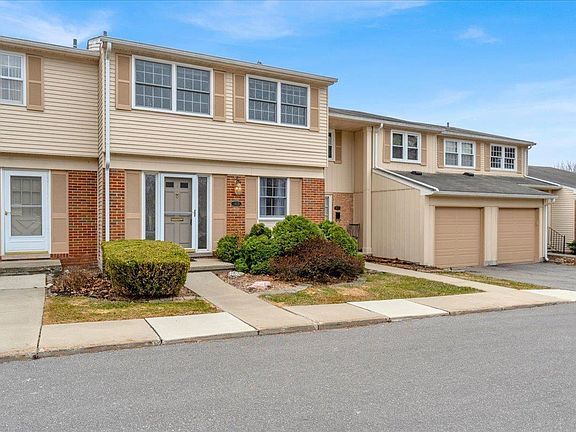 2nd image of 1613 Brentwood Dr