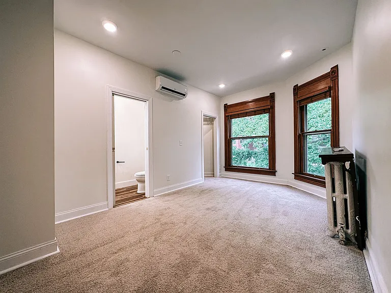 508 N Washington St — Photo 16