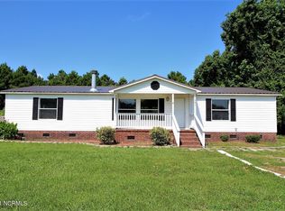 1085 Temples Point Rd, Havelock, NC 28532