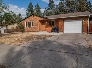 834 SE 5th St, Bend, OR 97702